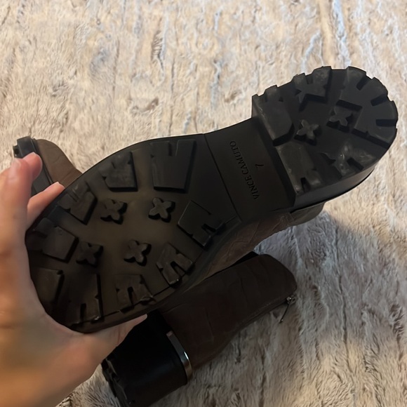 Vince camuto booties with zipper - Picture 8 of 10